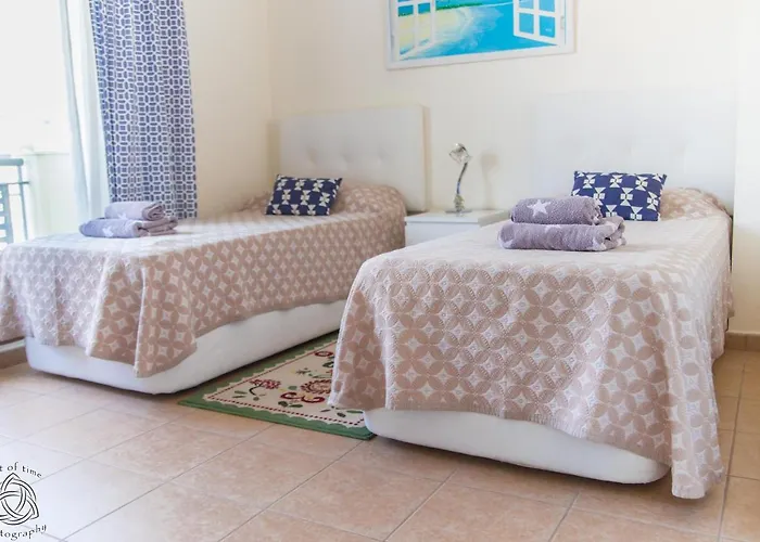 Townhouse Oasis Fanabe With 3 Bedrooms And Ac, Mir150 Apartmán *