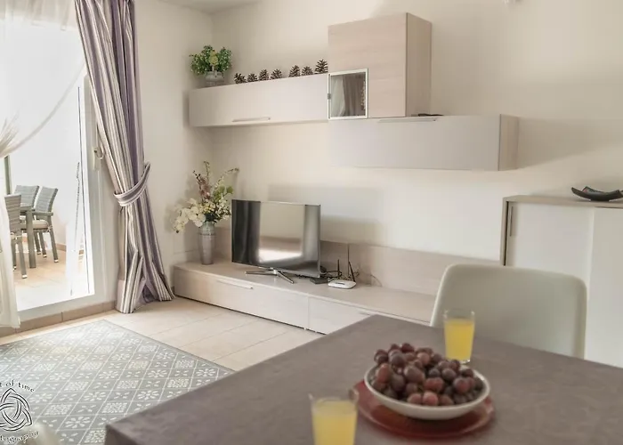 Apartmán Townhouse Oasis Fanabe With 3 Bedrooms And Ac, Mir150
