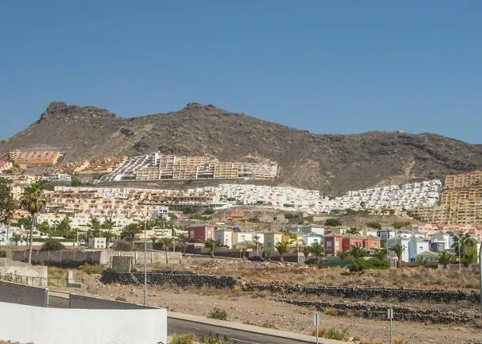 Apartmán Townhouse Oasis Fanabe With 3 Bedrooms And Ac, Mir150