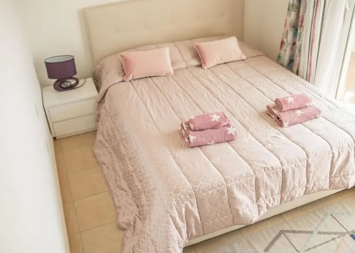 Townhouse Oasis Fanabe With 3 Bedrooms And Ac, Mir150 * Адехе